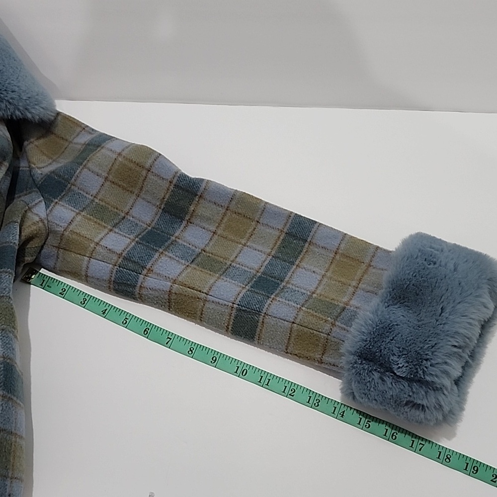 Reformation Templeton Coat - Picture 8 of 11